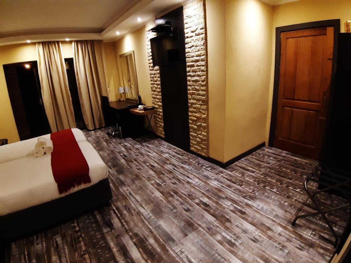 Citystay Ladybrand ภายนอก รูปภาพ
