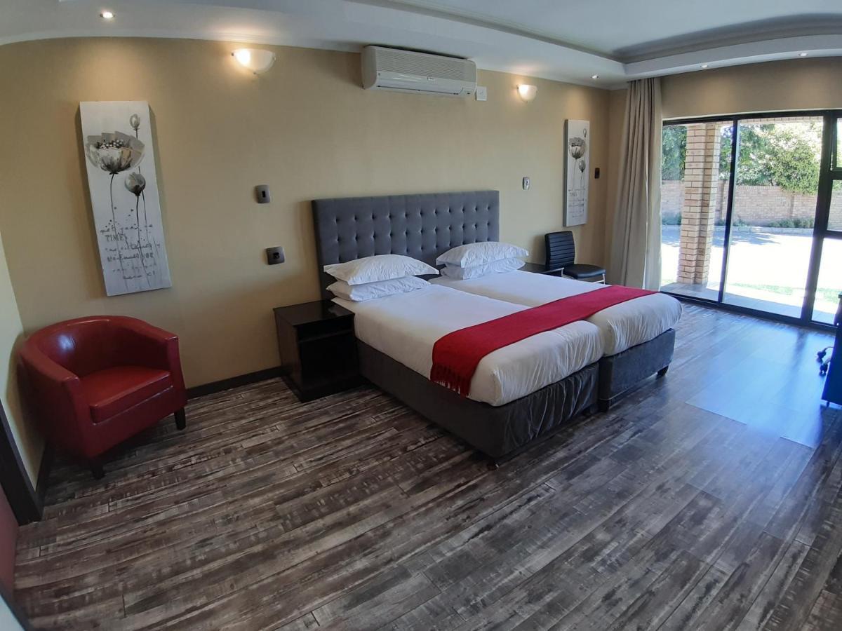 Citystay Ladybrand ภายนอก รูปภาพ