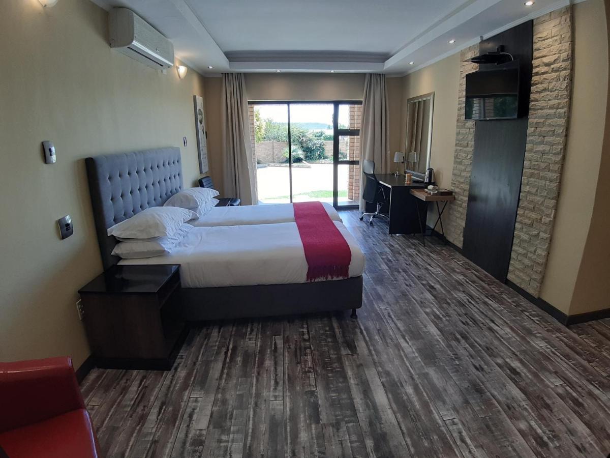 Citystay Ladybrand ภายนอก รูปภาพ